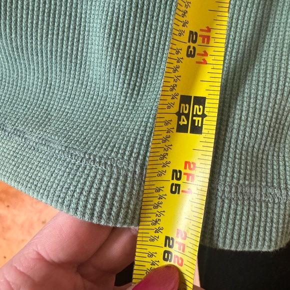 Sundance Crew Thermal Knit Long Sleeve Ribbed Top Green Women L - Picture 8 of 8